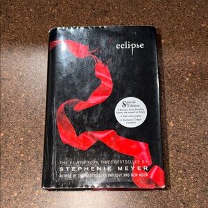 Stephenie Meyer Eclipse Special Edition - Black Cover with Red Ribbon